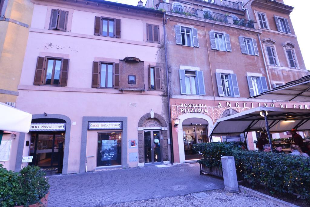 Hotel De Rome — Foto 1